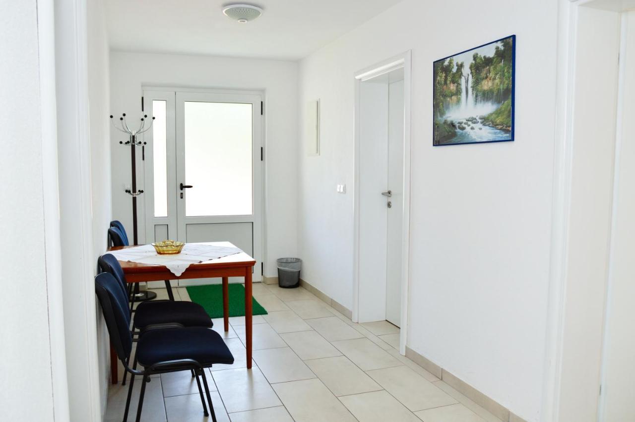 Apartman Sunce 亚伊采 外观 照片