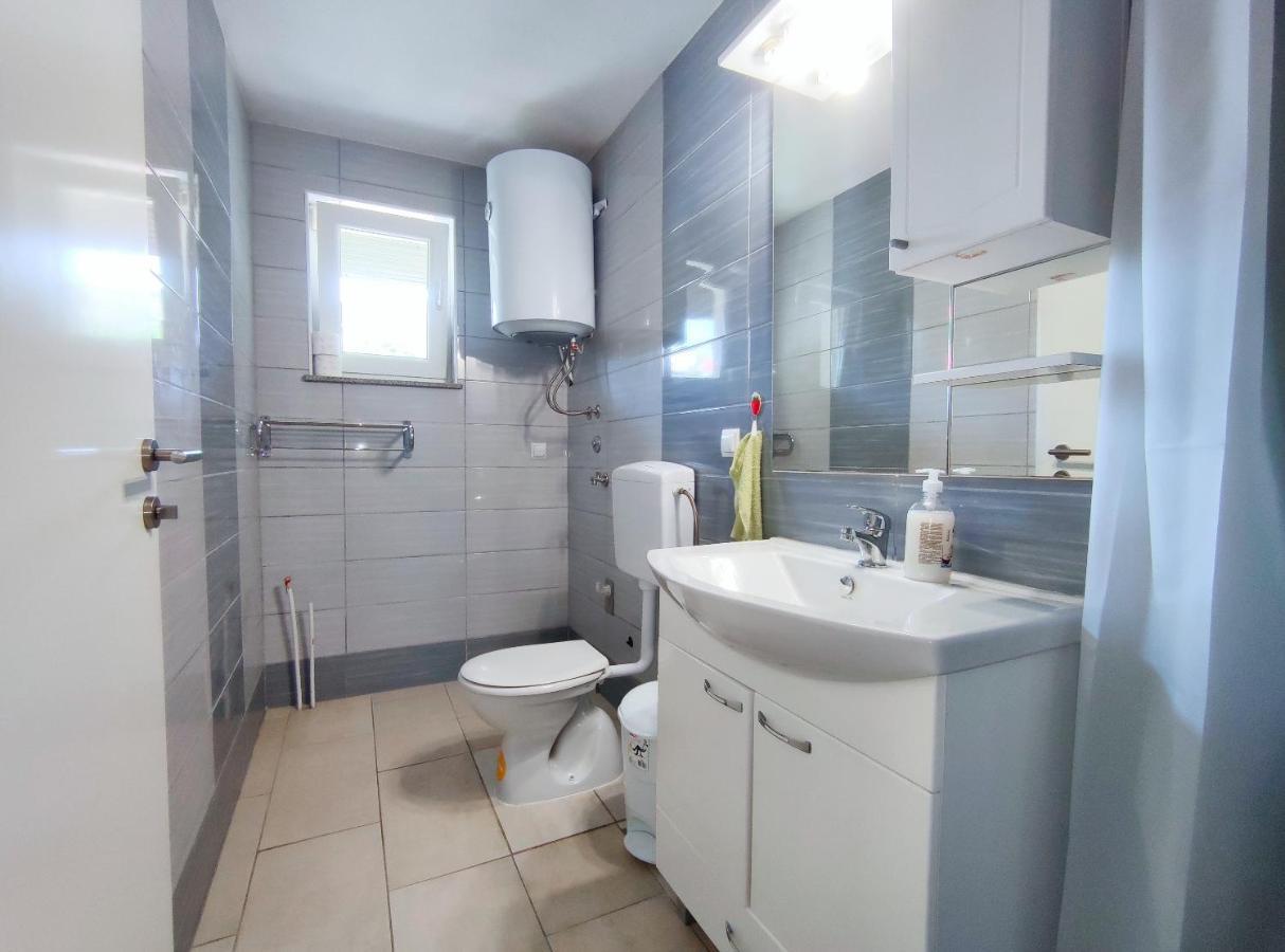 Apartman Sunce 亚伊采 外观 照片