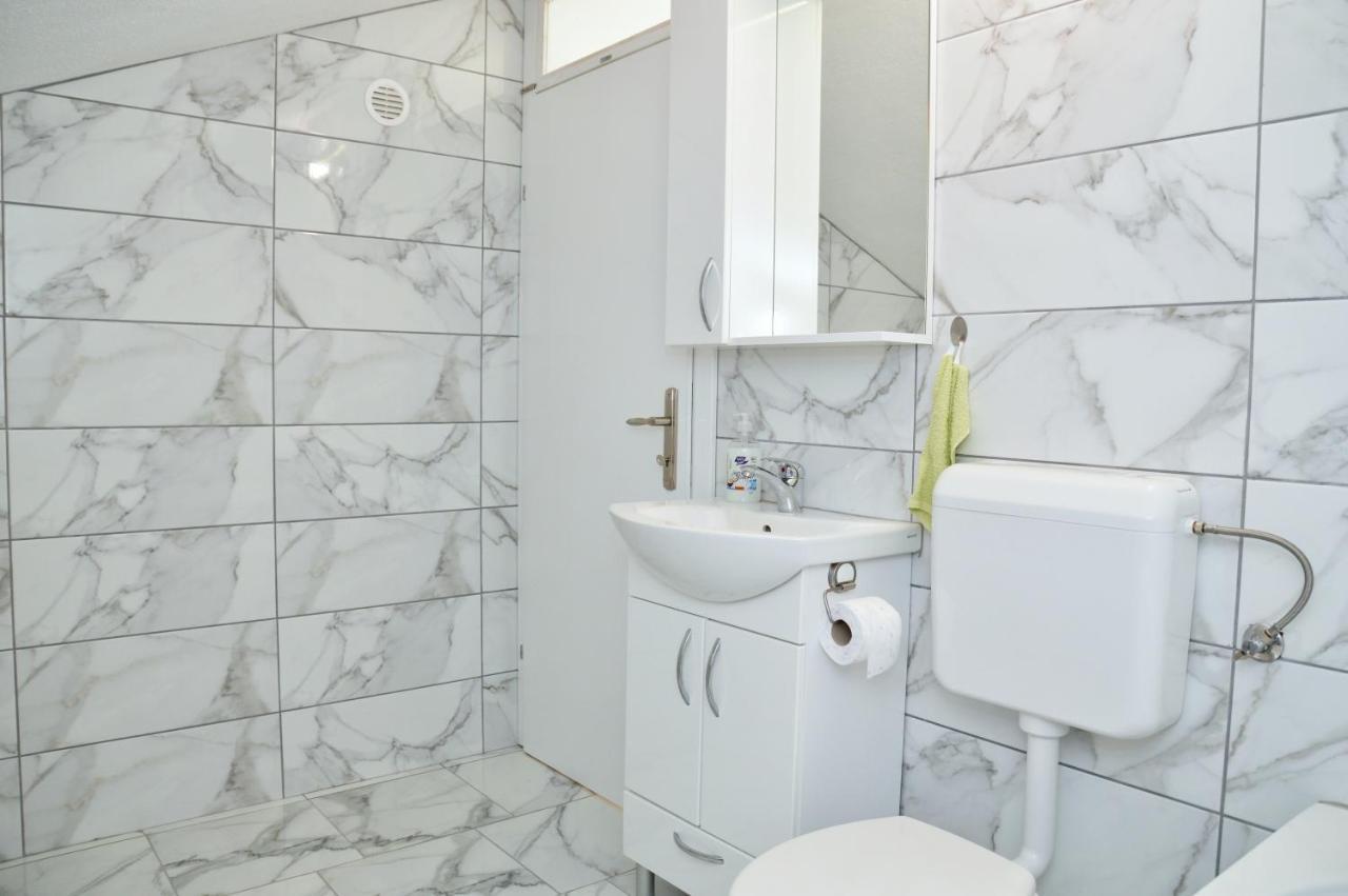 Apartman Sunce 亚伊采 外观 照片