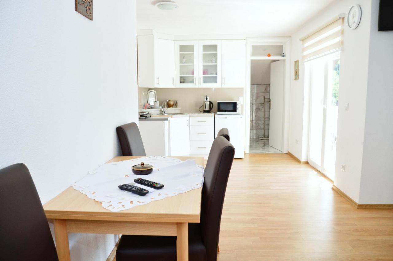 Apartman Sunce 亚伊采 外观 照片