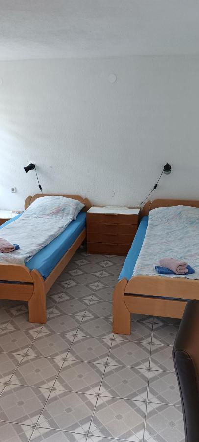 Apartman Sunce 亚伊采 外观 照片